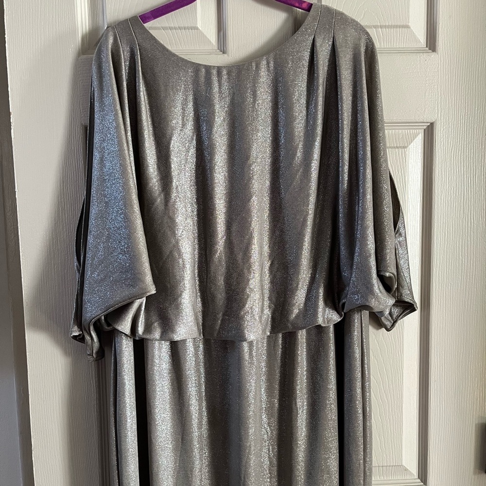 Adrianna Pappell bat winged dress